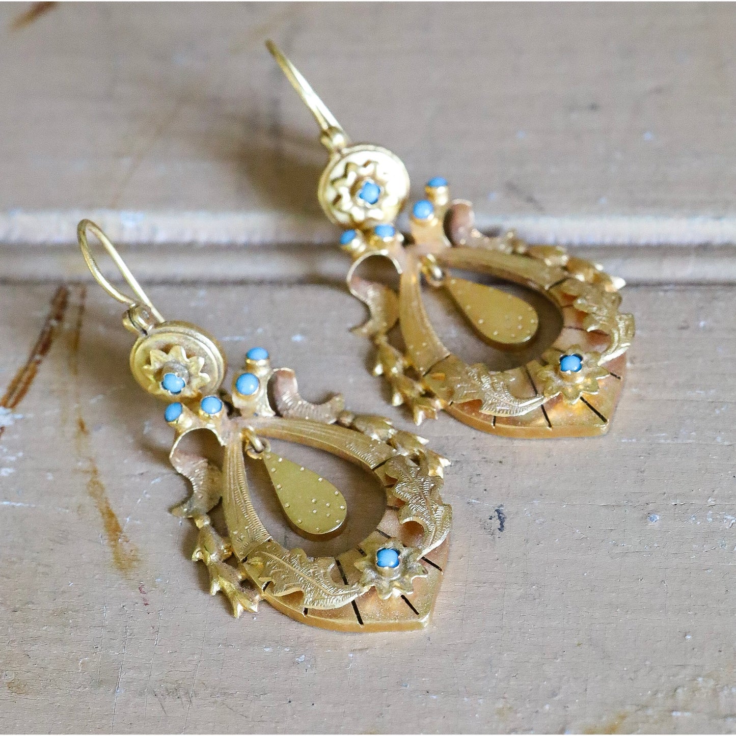 Antique Victorian 14K Yellow Gold Turquoise Set Dangle Earrings