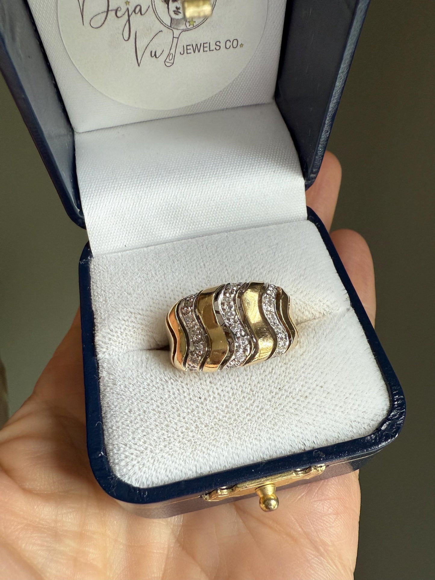 Vintage Mod 1970-1990 14K Yellow Gold Zig Zag Wave Diamond Ring