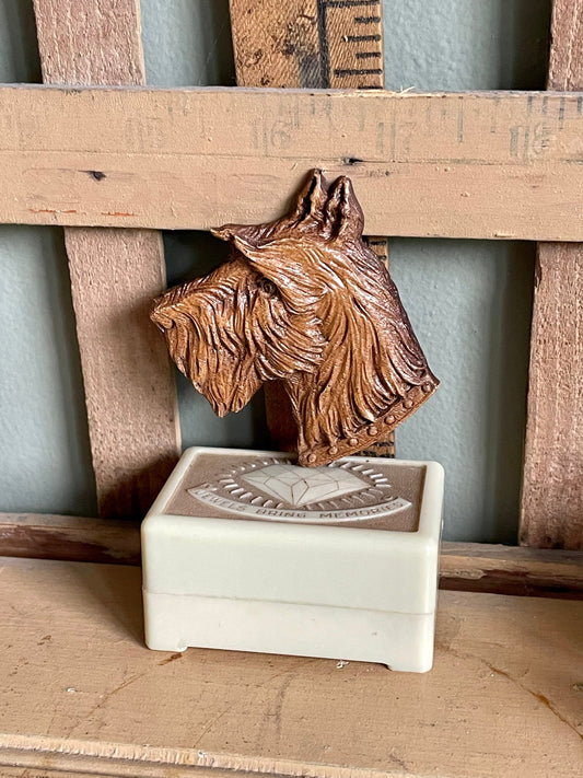 Vintage 1940-1950 Wood Pulp Scotty Dog Brooch
