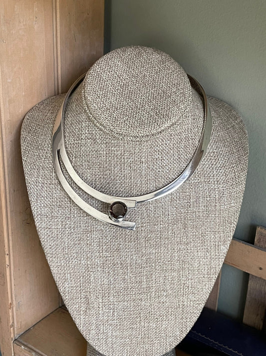 A Vintage Solid Sterling Silver Mexican Smokey Quartz Hinged Collar