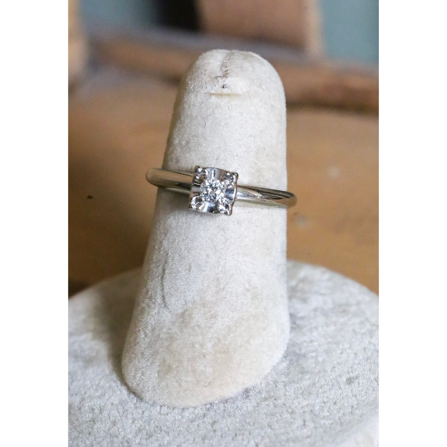 18K White Gold Miss Simplicity Diamond Ring Mid-Century