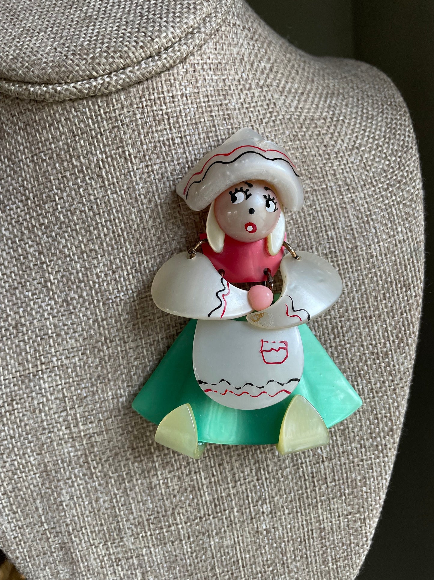 c1930 Early Nylon Dutch Girl Brooch Rare