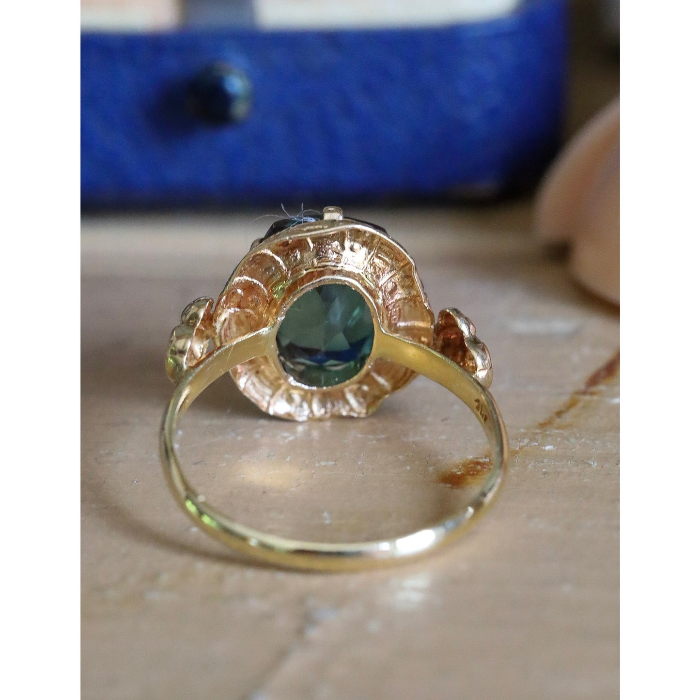 C1940 18K Yellow Gold Synthetic Green Gemstone Ring