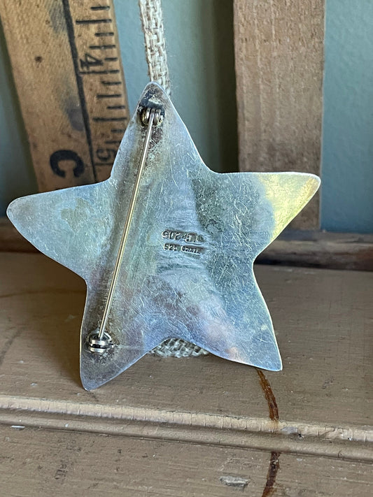 Vintage Sterling Silver Puffy Cut Out Star Brooch