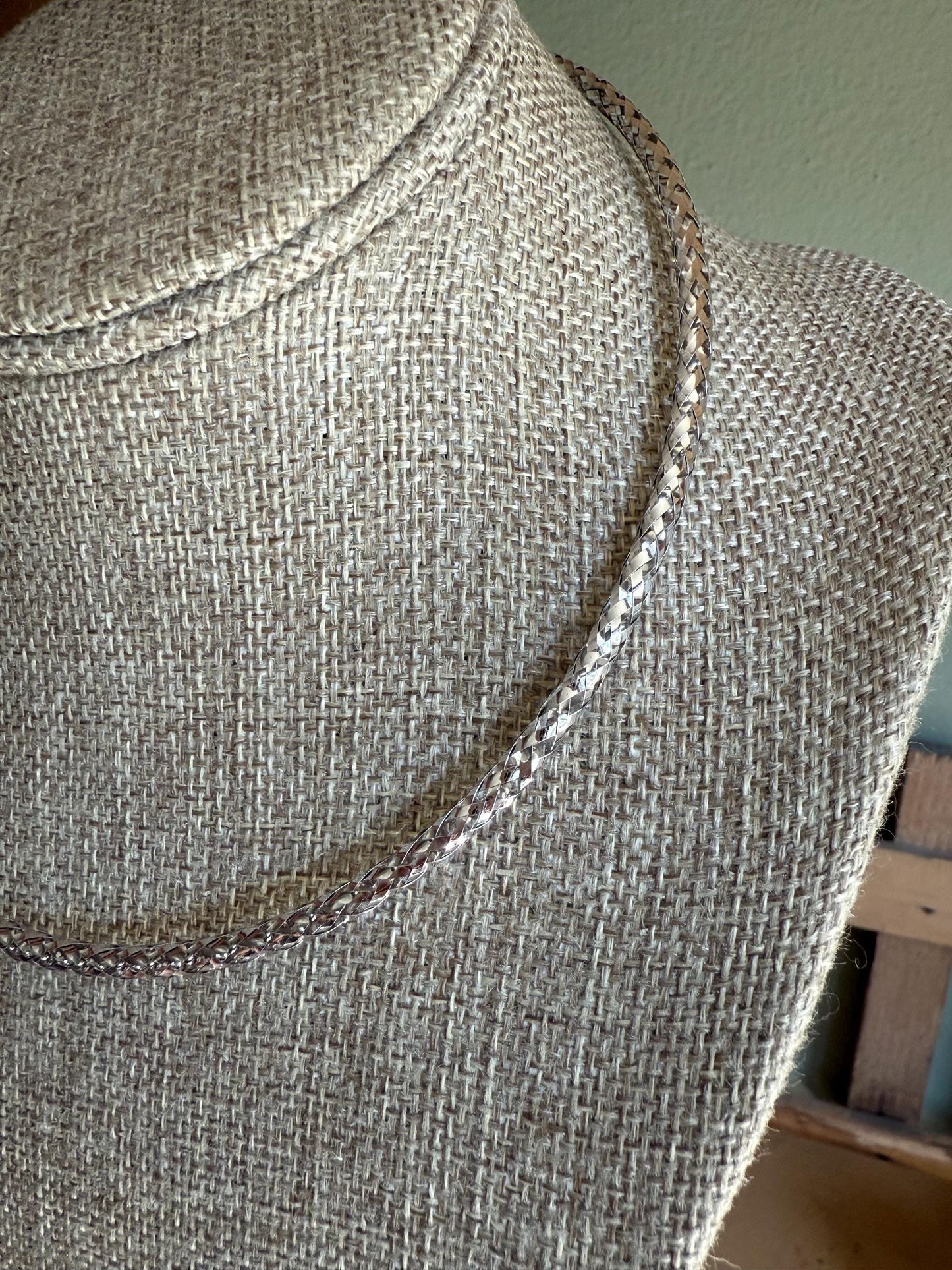 Vintage Milor 14K White Gold Woven Tublar Adjustable Collar Style Necklace