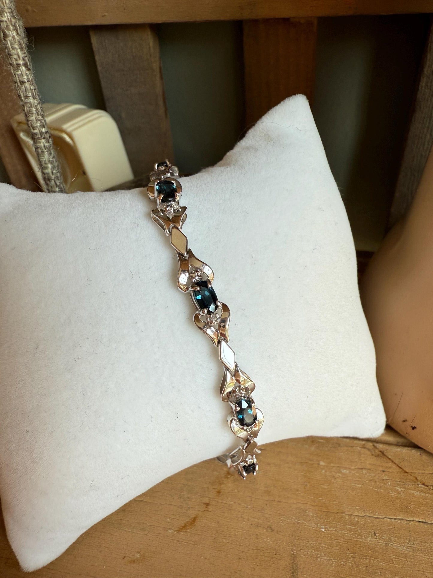 10K White Gold Oval Cut Natural Top Sapphire Bracelet