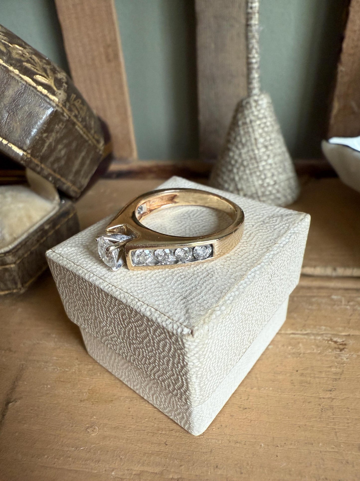 14k Yellow Gold .38 ct Natural Round Cut Brilliant Diamond with .50 cts Accent Diamonds