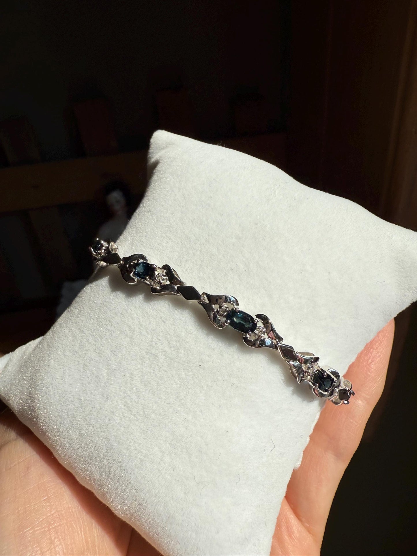 10K White Gold Oval Cut Natural Top Sapphire Bracelet