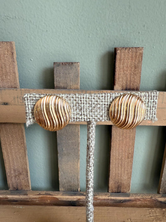 c1980 14K Yellow Gold Disc Clip Back Earrings