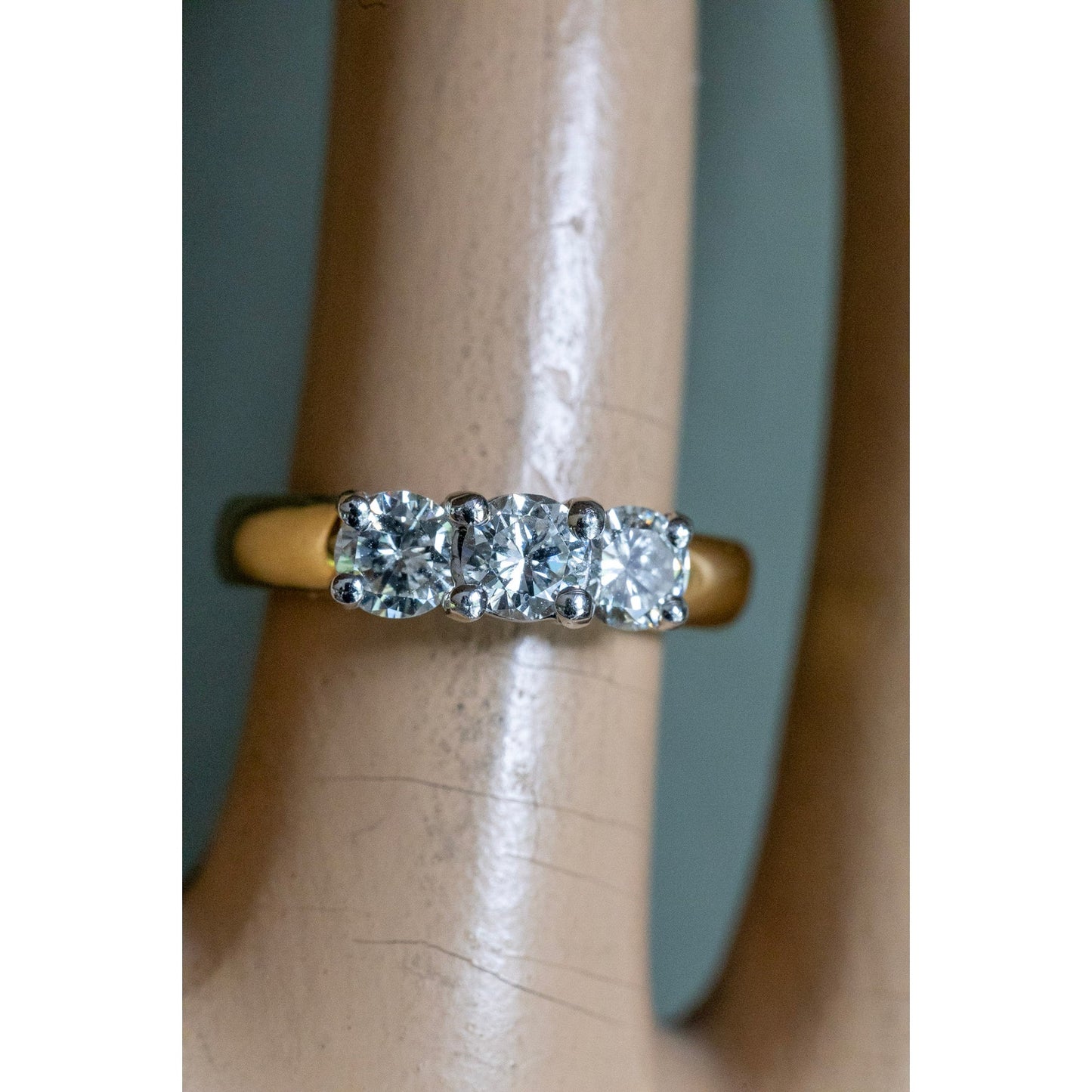 18K Yellow and White Gold Natural Diamond Ring