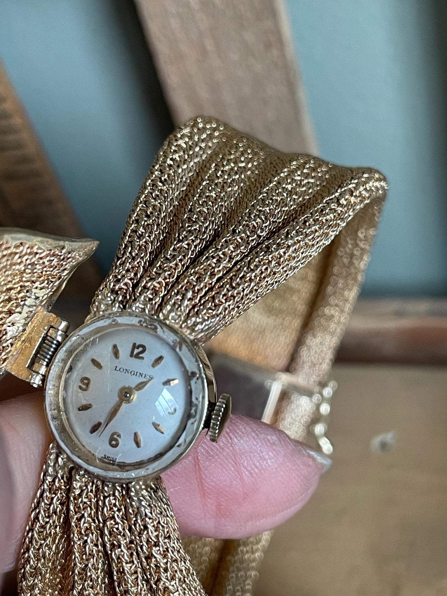 An Exceptional Mid Century Mesh 14K Yellow Gold Longines Surprise Watch