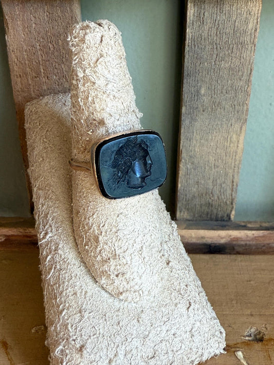 Antique Beautifully Carved Sardonyx Intagalio Ring in 14K Slight Rose Gold