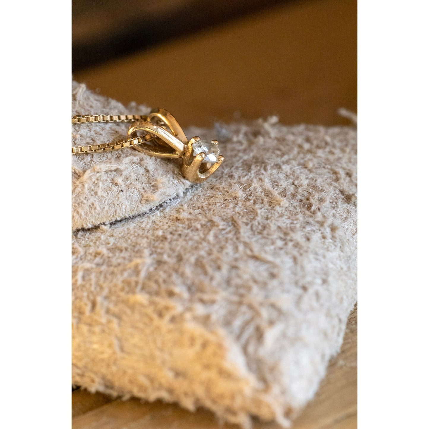 A 14K Yellow Gold Natural Diamond Pendant on 14K Yellow Gold Chain