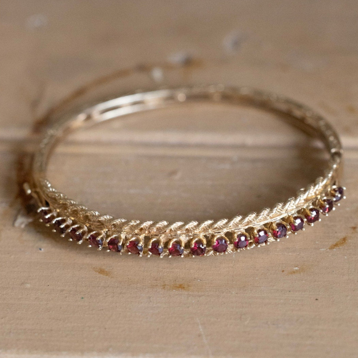 1960-1970 Vintage 14K Yellow Gold Garnet Bangle with Engraving