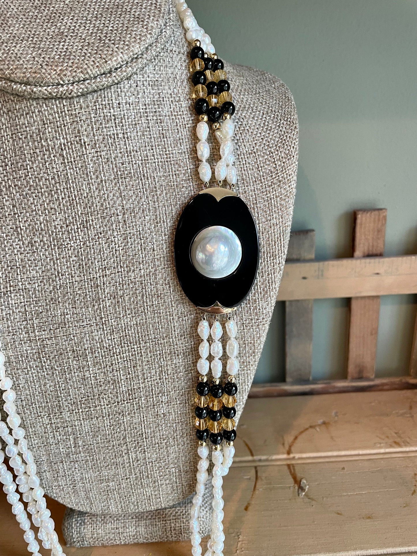 c1990 14K Yellow Gold Onyx, Mabe Pearl & Rice Pearl Multi Strand Necklace