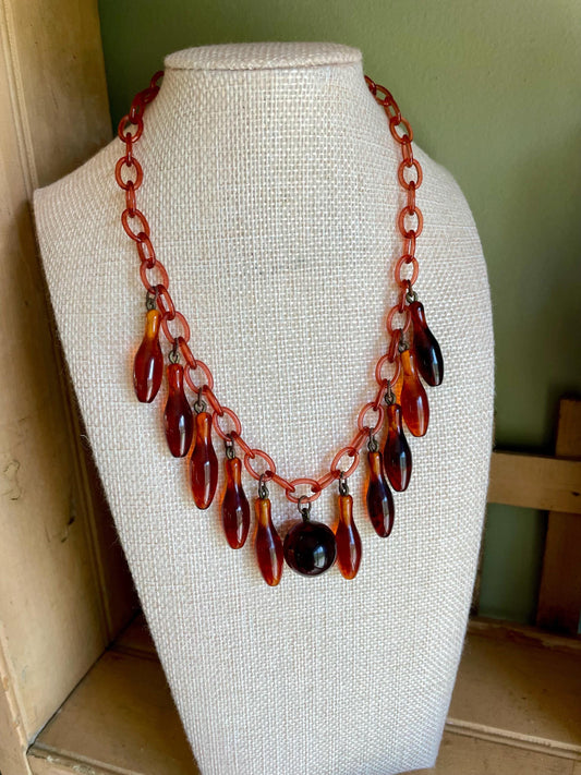 1930-1940 Tortoise Shell Bakelite Bowling Motif Necklace