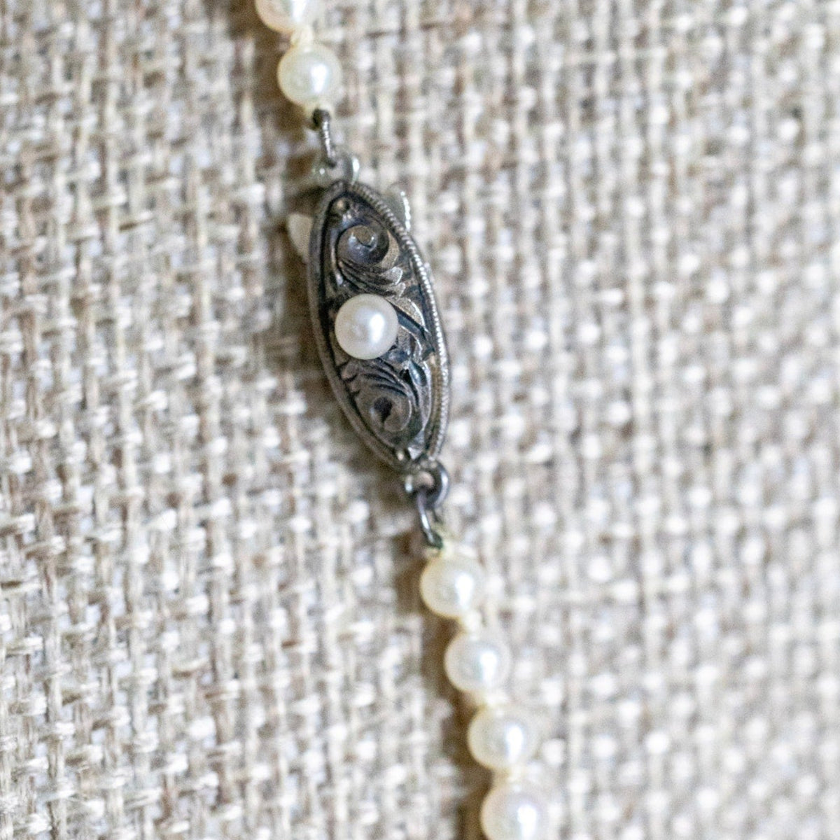 1930-1940 Vintage Graduated Cultured Pearl Necklace 20" Length