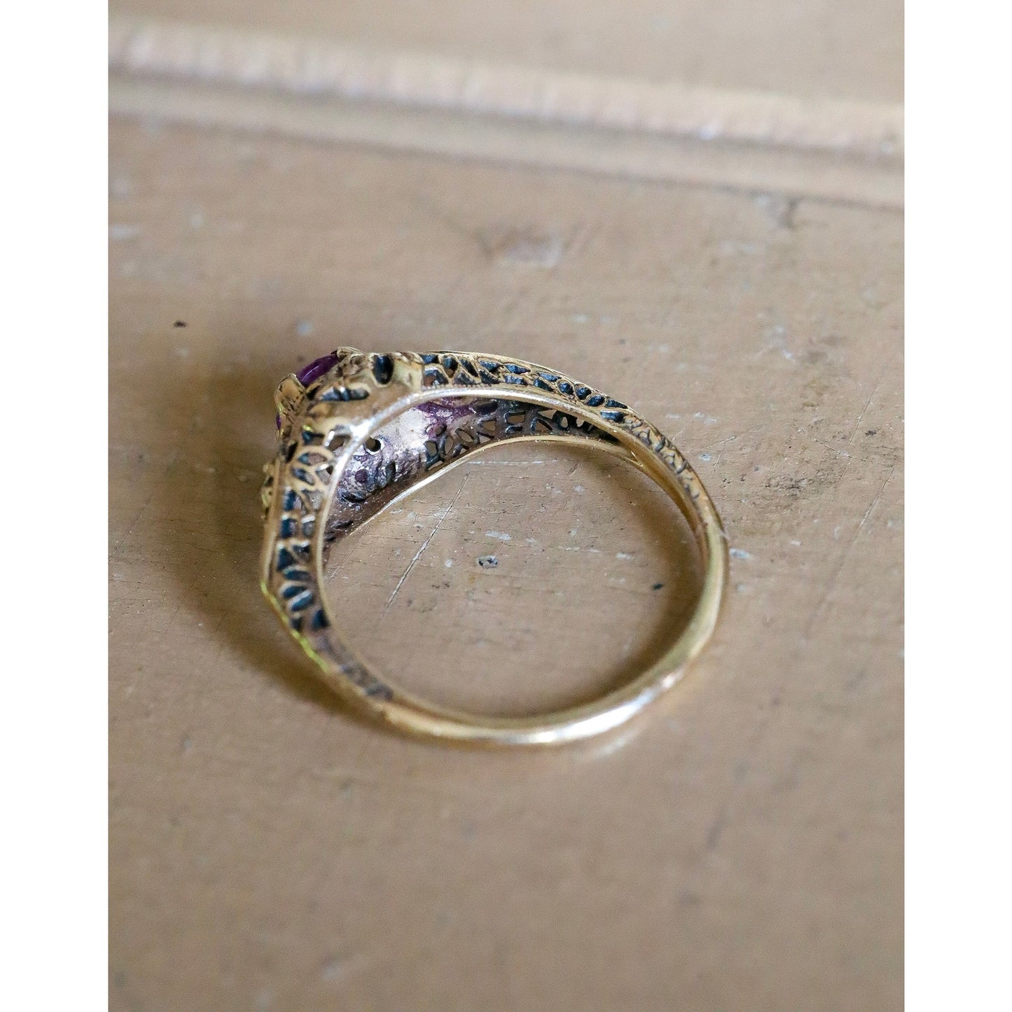 Vintage Art Deco Style 14K Yellow Gold Amethyst and Diamond Ring
