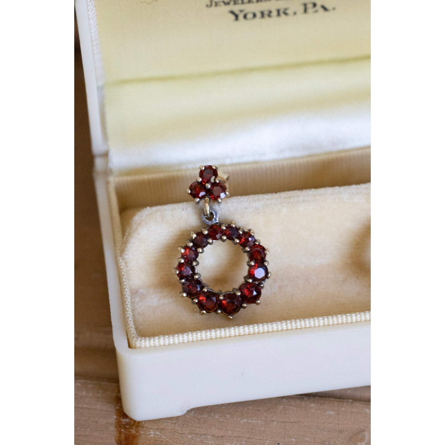 Vintage Pyrope Garnet Dangle Earrings in Gilt Sterling