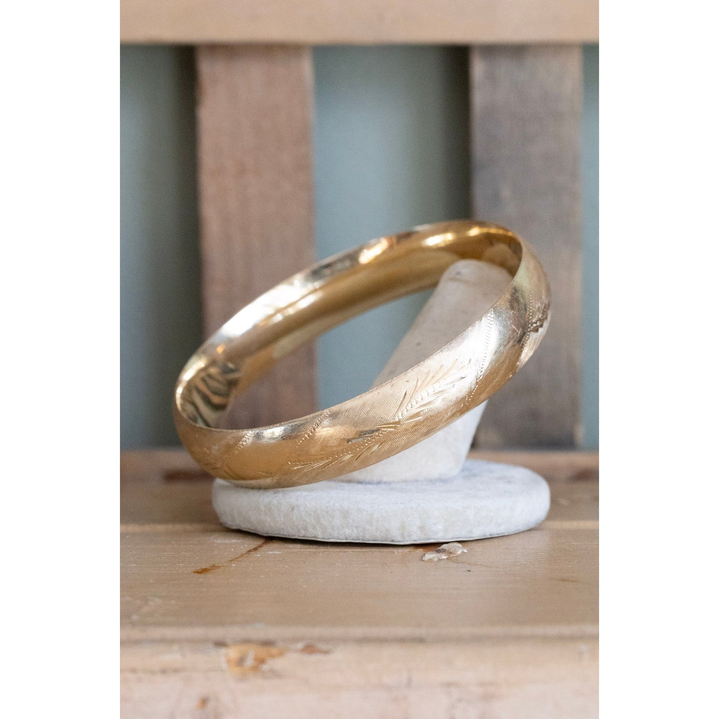 Vintage 14K Yellow Gold Oval Engraved Bracelet Bangle