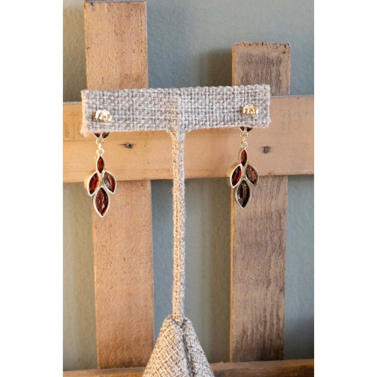 A Vintage Pair of 14K Yellow Gold Marquis Cut Garnet Dangle Earrings