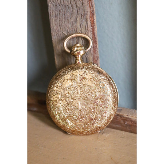 Gorgeous Antique 18K Solid Gold Case Working Closed Face Pocket Watch