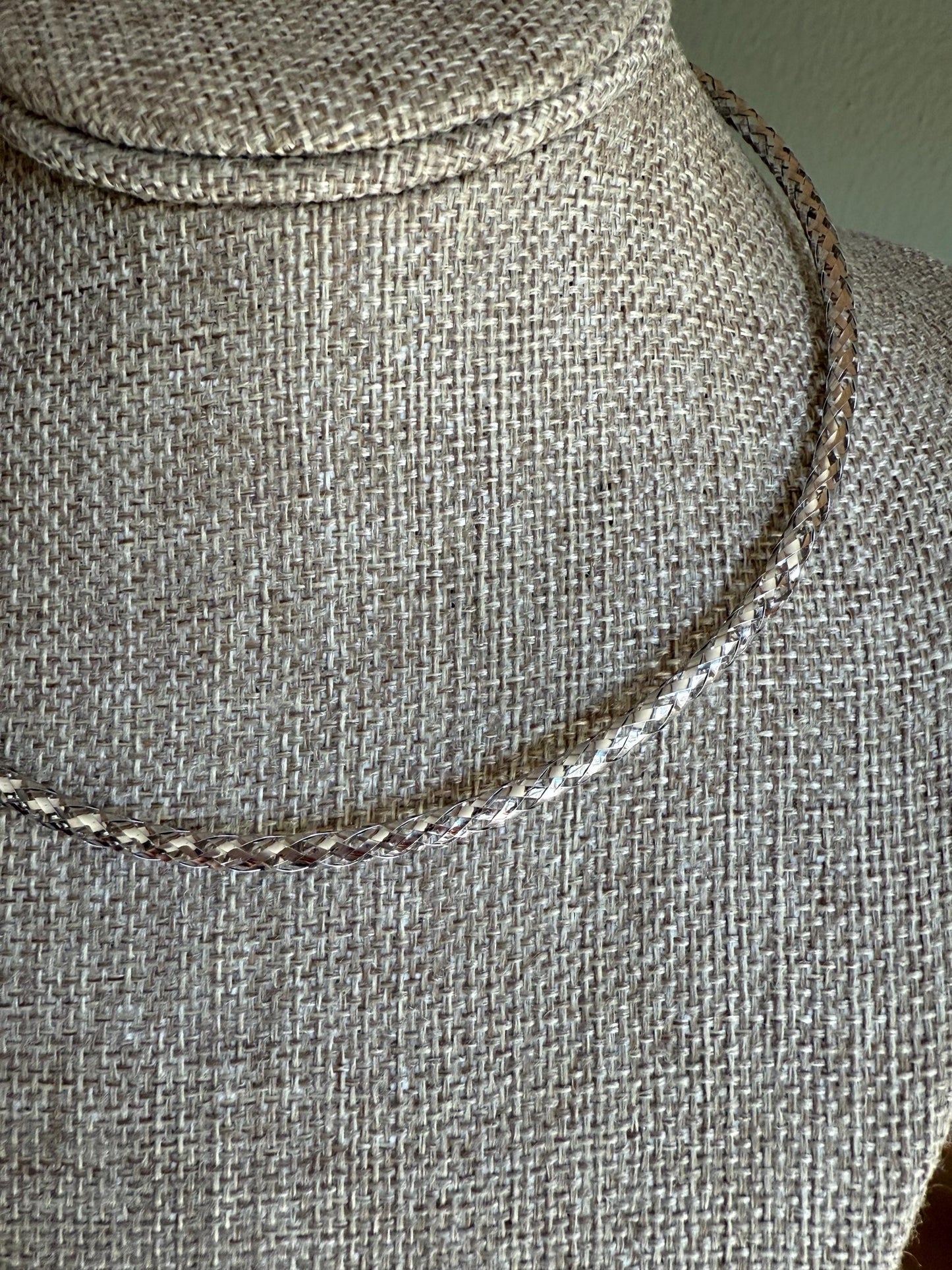 Vintage Milor 14K White Gold Woven Tublar Adjustable Collar Style Necklace