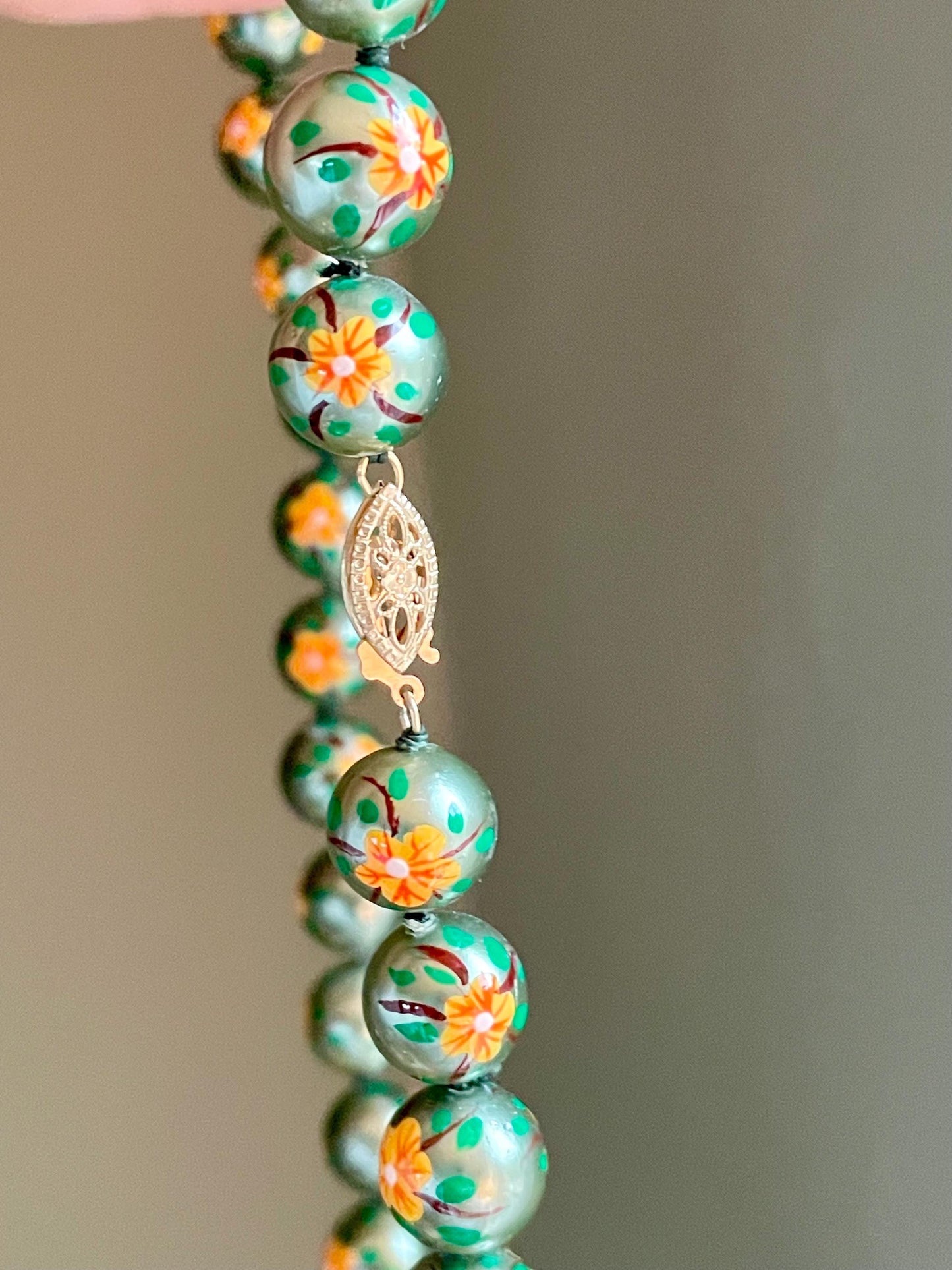 c1950 One of a Kind Hand Painted Pearl Necklace with 10K Yellow Gold Clasp