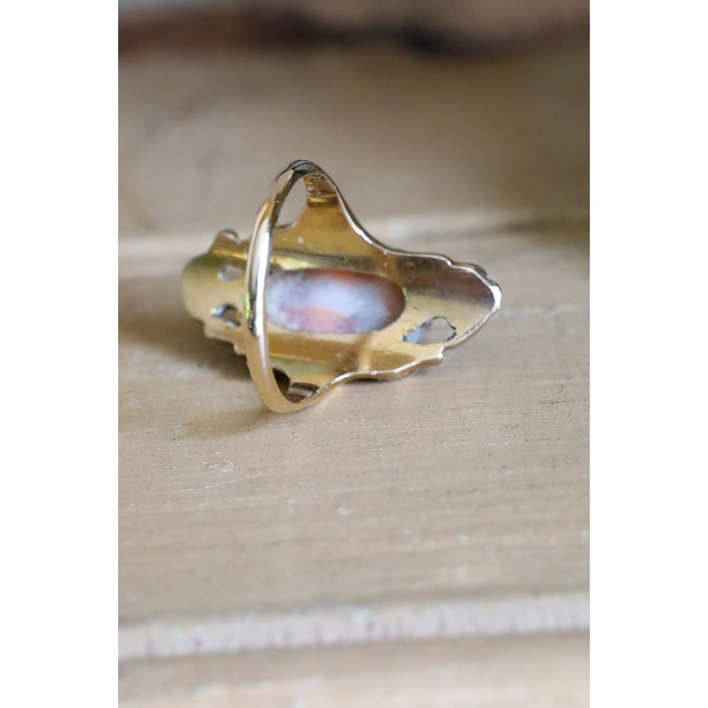 Antique Late Arts and Crafts Art Nouveau Edwardian 10K Gold Coral Cameo Ring