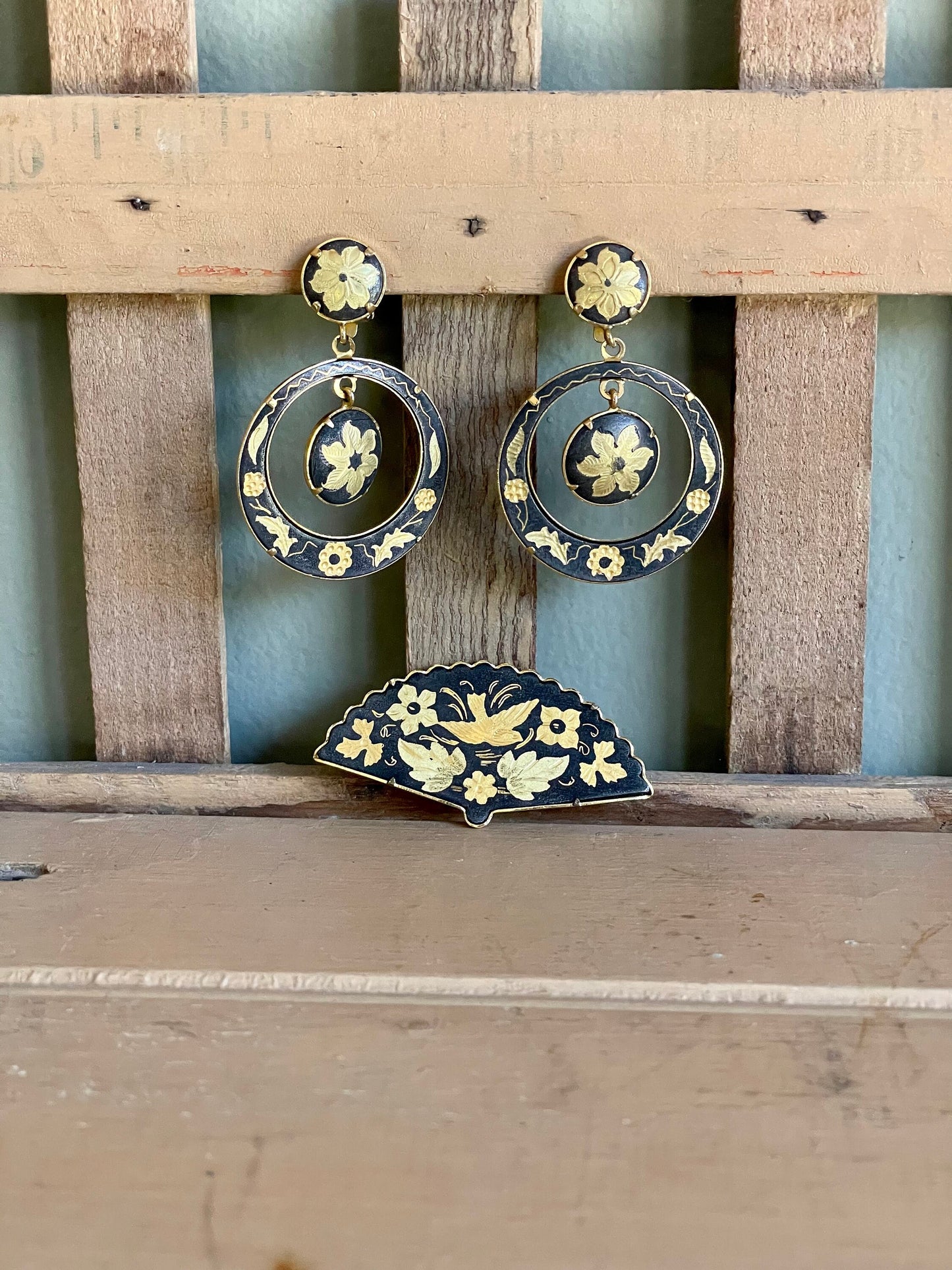 Vintage Damascene Style Fan Brooch with Dangle Earrings