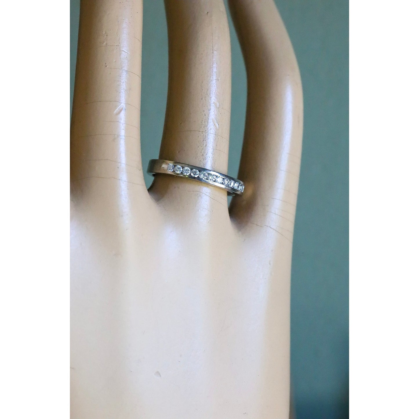 Vintage 14K White Gold Channel Set Natural Brilliant Cut Diamond Band